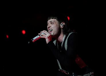 Peso Pluma en la mira: Tribunal admite recurso que busca frenar su presentación en Viña del Mar