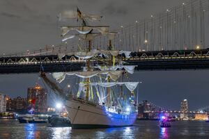 Buque mexicano no recibía asistencia de remolcador, pese a malas condiciones marítimas