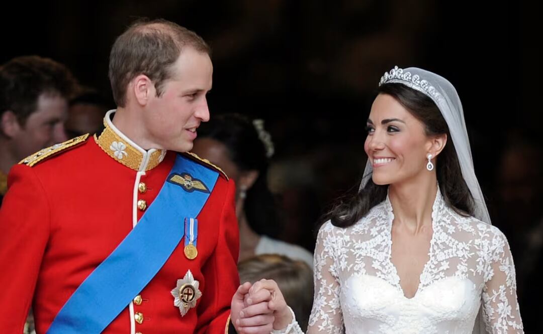 Pone en duda amor a Kate Middleton: Príncipe William molesto por comentario de Harry acerca de matrimonios reales. Foto: AP