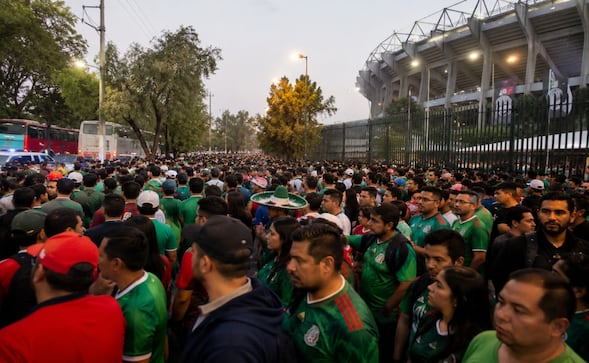 CDMX pide a aficionados llegar al estadio Azteca desde las 7 AM y desata polémica