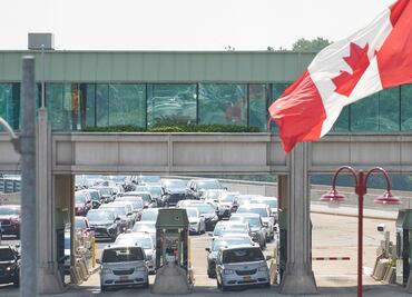 Vacunas aceptadas para viajar de Canadá a EU por frontera terrestre