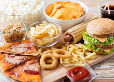 Dieta 'corona', la alimentación que te daña en cuarentena
