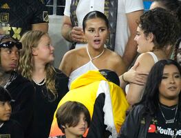 Messi deleita a Hollywood: Selena Gómez, LeBron James y DiCaprio, abarrotan el estadio en Los Ángeles