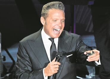 Envuelven a Luis Miguel y su novia en rumores de infidelidad