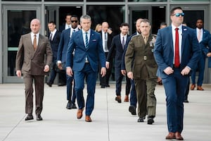 Asesor de Donald Trump pide tratar a organizaciones del narco en Latinoamérica como ISIS y Al-Qaeda: "son terroristas" 