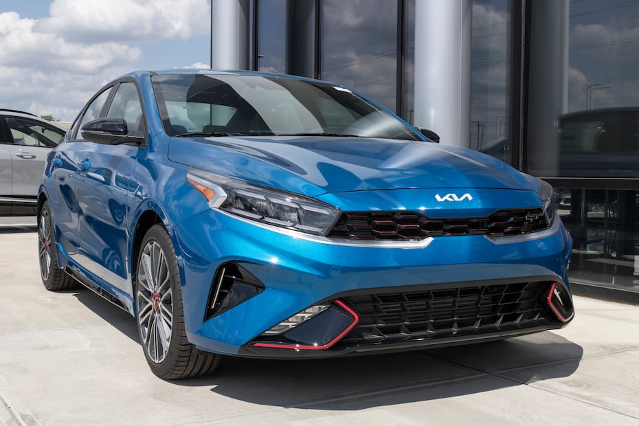 Los 10 autos más vendidos para este 2024; ofrecen buen precio, calidad y durabilidad. Foto: iSTOCK-jetcityimage