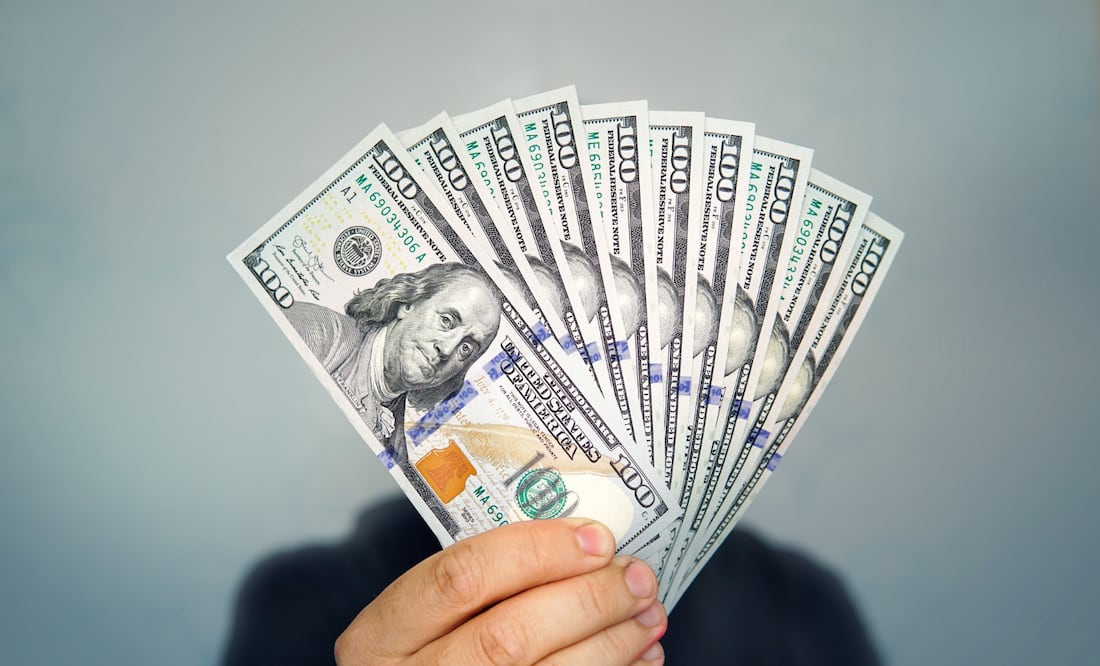 Precio del dólar hoy 6 de septiembre 2023 en México. Foto: iStock/Diy13