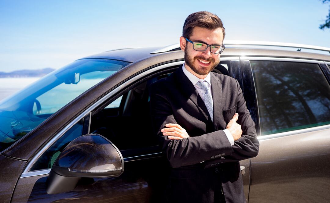 Embajada de Estados Unidos busca conductor para trabajo en la CDMX; pagan $229,705 y no piden licenciatura. iStock/ElenaNichizhenova