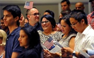 Las 100 preguntas del examen de ciudadanía de Estados Unidos (2022)