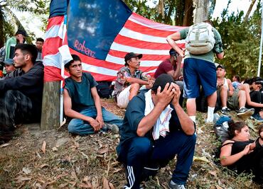 Migrantes reclaman en el sur de México permisos para transitar hacia EU