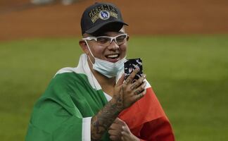 El mexicano Julio Urías, estrella de los Dodgers, fue detenido por violencia doméstica