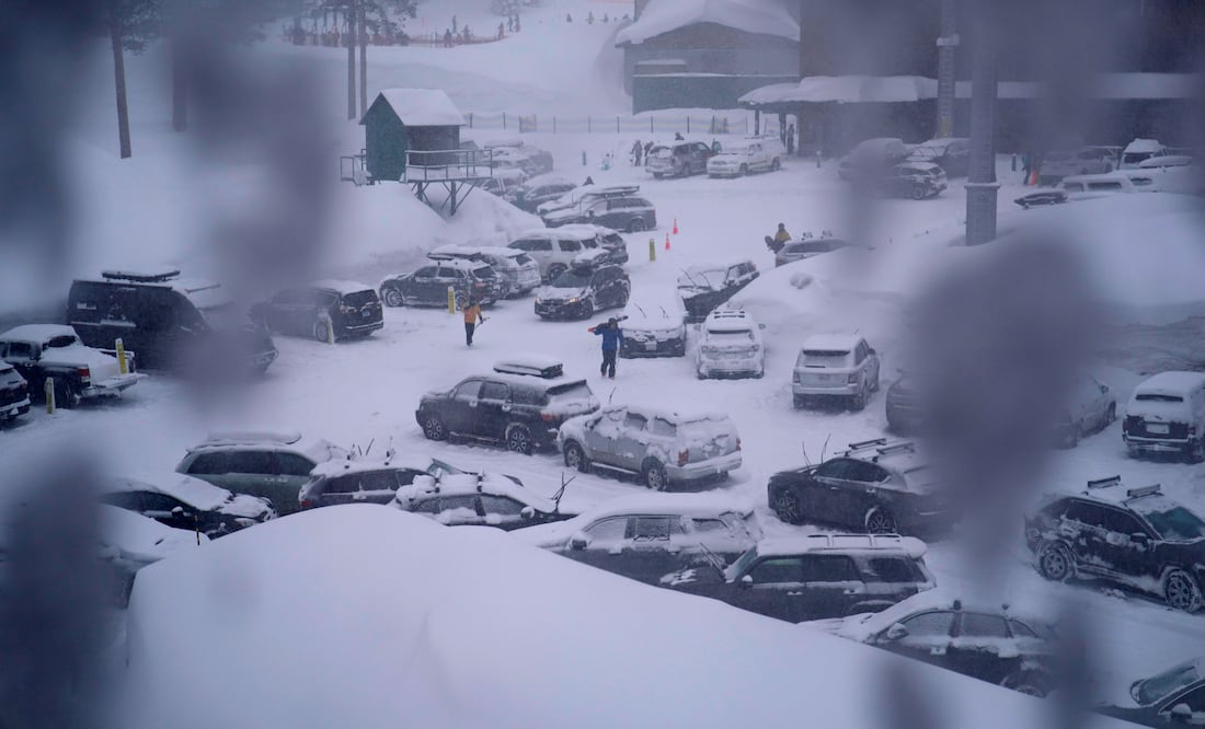 Reportan avalancha en estación de esquí Palisades Tahoe; envían a equipos de búsqueda. (AP Photo/John Locher, File)