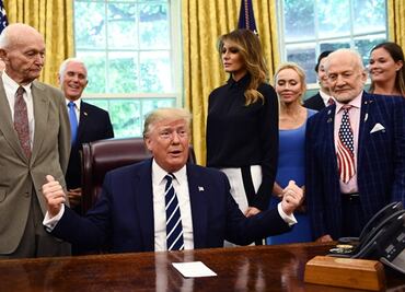 Trump recibe a los astronautas del Apolo 11 en la Casa Blanca