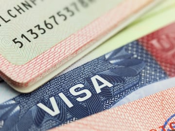 Restricciones por seguro médico no afectarán visa de turista para viajar a EU