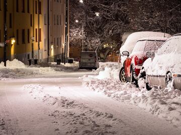 ¿Para qué sirve arrojar sal en la nieve?