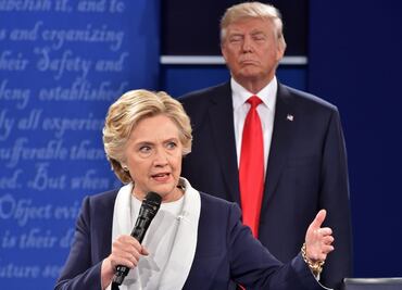 Necesitamos un nuevo Presidente para EU: Hillary Clinton
