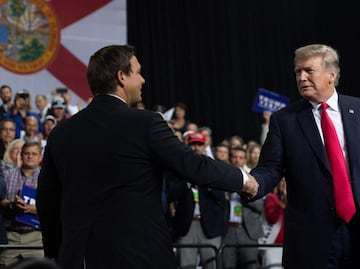 Donald Trump agradece el apoyo que le ofreció Ron DeSantis tras haber renunciado a la carrera presidencial