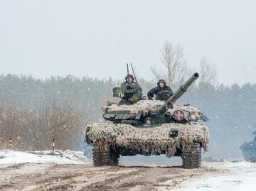 Rusia inicia maniobras en Bielorrusia en plena crisis de Ucrania