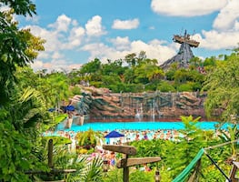 Disney World aplaza reapertura de parques acuáticos hasta 2021