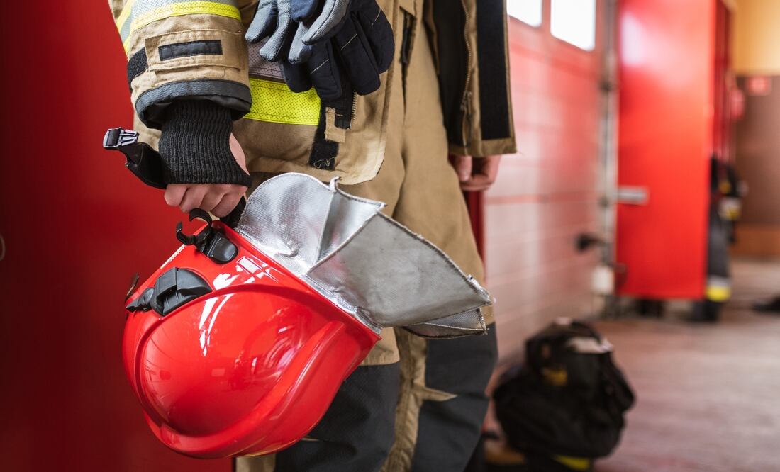 Arrestan en California a un bombero acusado de provocar al menos cinco incendios. Foto: iStock / Dziurek