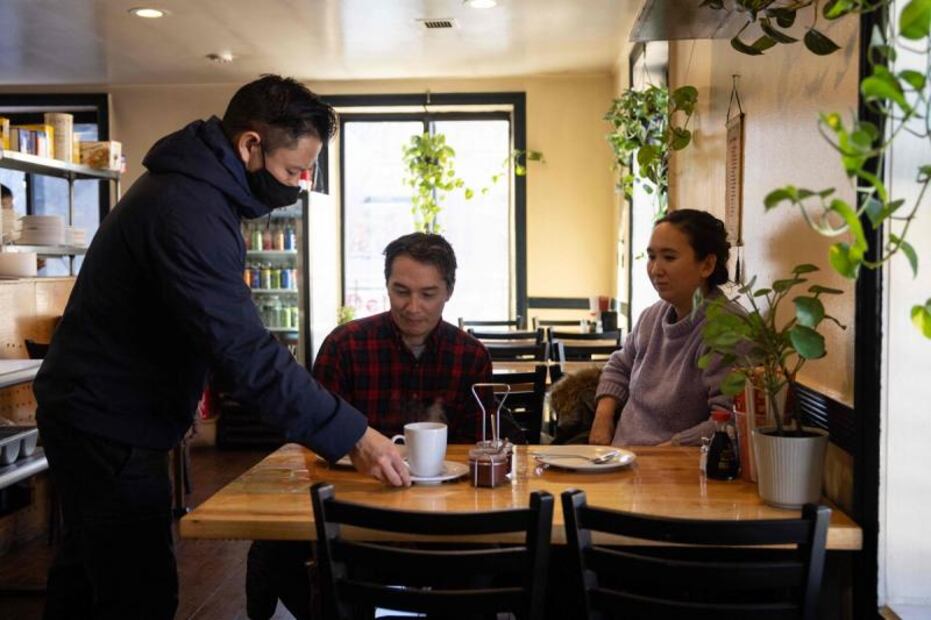 Migrantes llevan la diversidad gastronómica a Queens 