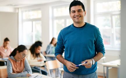 Solicitan maestros de español para trabajo en Embajada de EU en México; pagan $393,000 al año