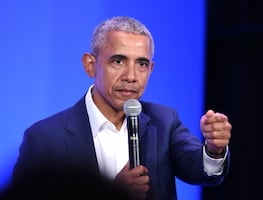 Suspenden a maestra en EU por poner foto de Obama como ejemplo de primate