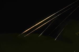 Israel lanza ataque en Teherán tras interceptar misiles iraníes en su territorio