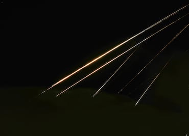 Israel lanza ataque en Teherán tras interceptar misiles iraníes en su territorio