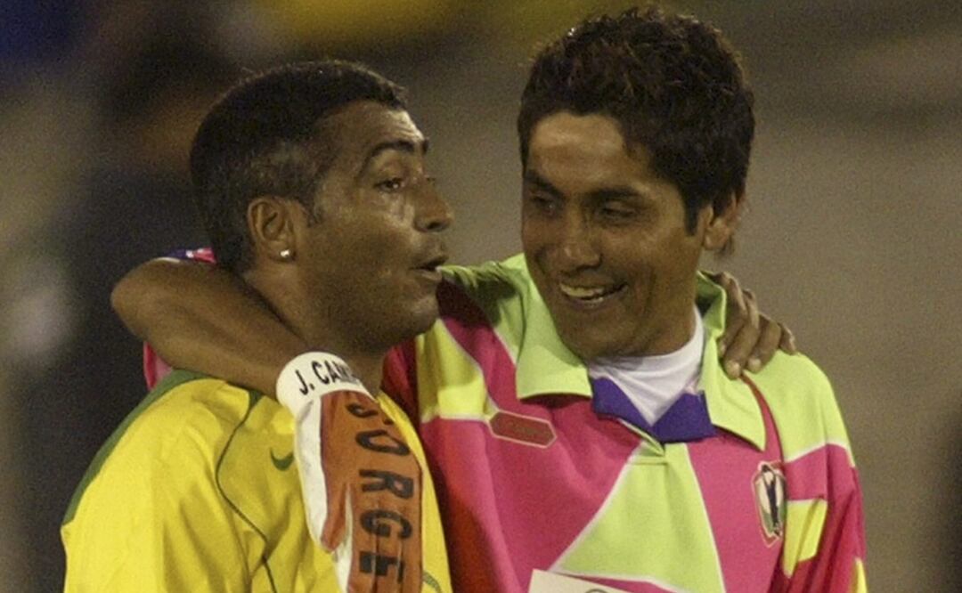Jugadores que participarán en el partido de leyendas de Conmebol en Estados Unidos. Foto Archivo EFE / Brendan Mcdermid