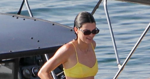 Kendall Jenner deslumbra con mini bikini amarillo en Mykonos 