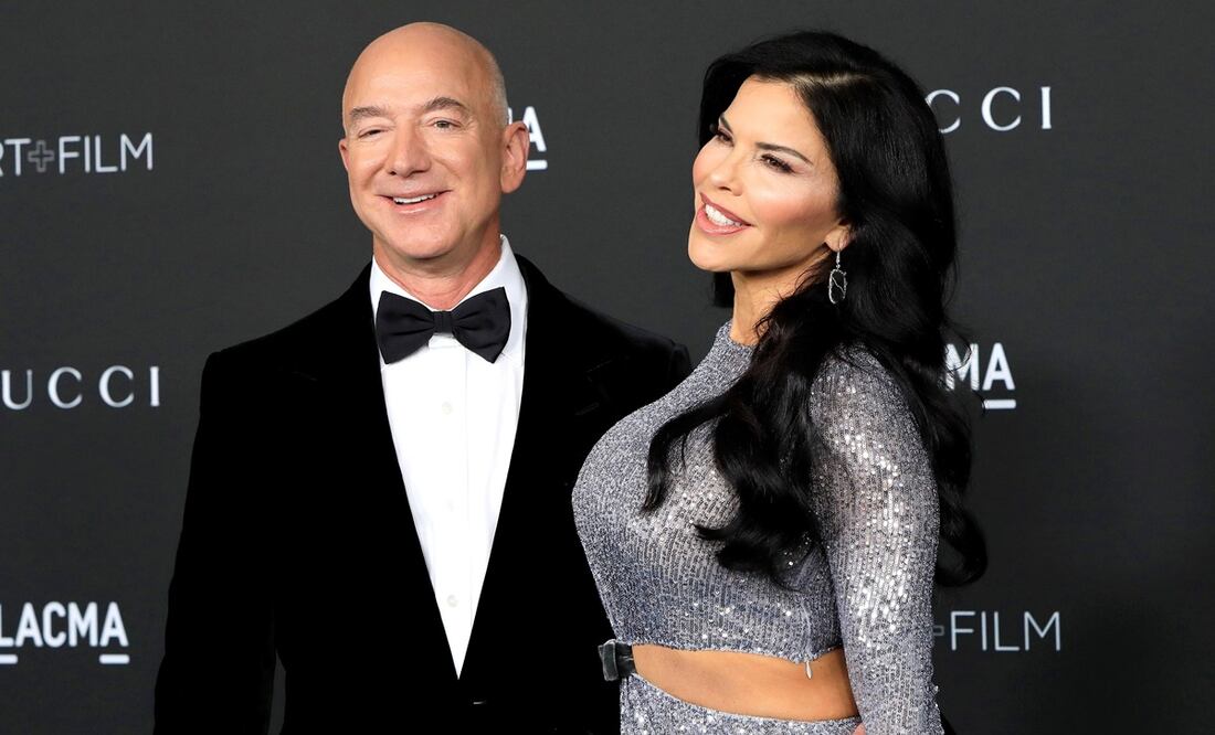 Jeff Bezos y Lauren Sánchez vacacionan en barco de $500 millones de dólares en Mallorca. Foto: EFE
