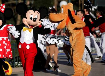 Empleados denuncian tocamientos abusivos de turistas en Walt Disney World