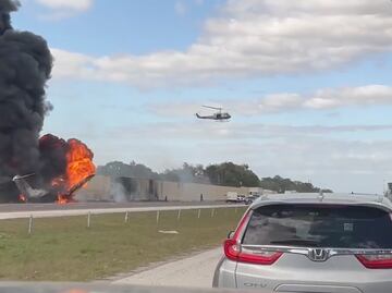 Impactantes imágenes de accidente en Florida: Jet privado choca con auto en autopista