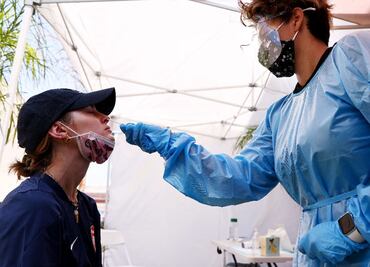 La positividad por coronavirus en Nueva York baja del 10% tras subir al 23%