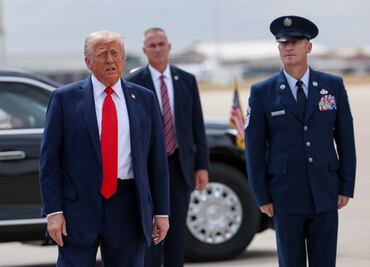 Trump encabeza homenaje a Charlie Kirk en Arizona tras su asesinato a tiros