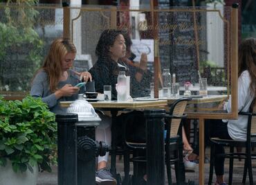 Covid-19. ¿Diez en una mesa? calculan el riesgo de contraer el virus