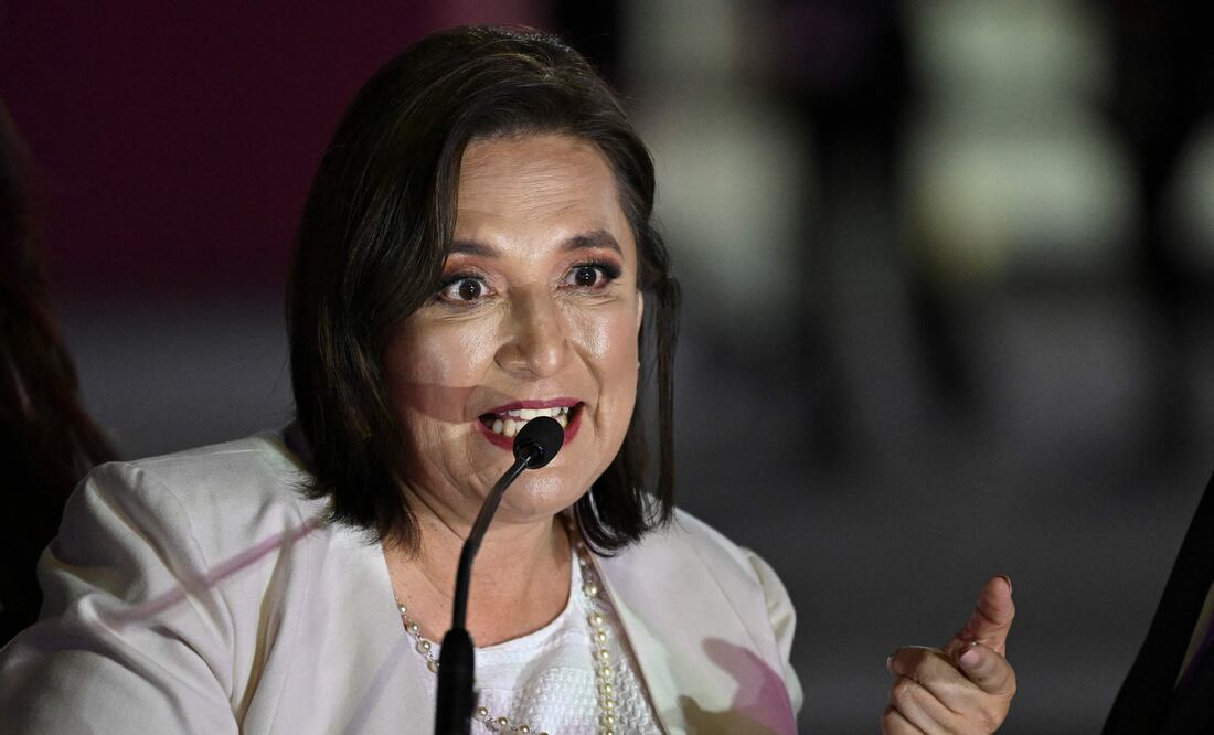 Xóchitl Gálvez dice que si alguien de 60 años no tiene patrimonio es por “güey” (idiota). (Photo by Yuri CORTEZ / AFP)