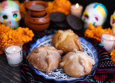 Pan de Muerto: Origen, significado y qué representa en la ofrenda del Día de Muertos