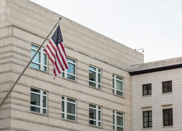 Trabajo en Embajada de Estados Unidos con sueldo de $745,072 pesos; cómo aplicar y requisitos