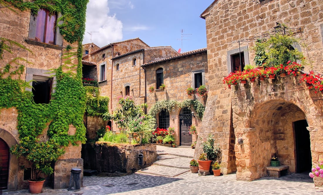 ¿Quieres un cambio de vida? Este pueblo vende casas desde 3 dólares para atraer nuevos residentes. Foto: iStock-jenifoto