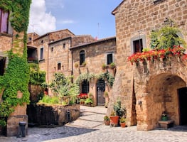 ¿Quieres un cambio de vida? Este pueblo vende casas desde "3 dólares" para atraer nuevos residentes