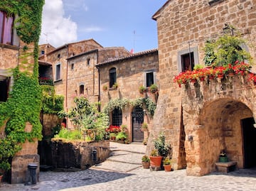 ¿Quieres un cambio de vida? Este pueblo vende casas desde "3 dólares" para atraer nuevos residentes