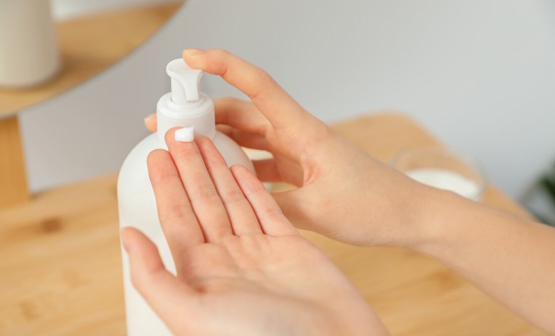 ¡No las uses! Profeco alerta sobre las cremas corporales que no deberías consumir. Foto: iSTOCK-Liudmila Chernetska