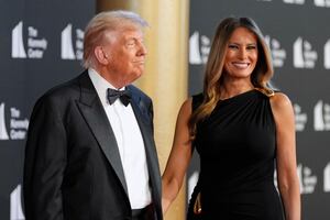 Tomarse una foto con Trump en el estreno de Los Miserables cuesta 2 millones de dólares