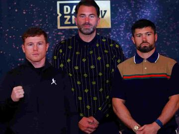 ¿Quién es Beto Vega, el artista que cantará el himno nacional en la pelea del ‘Canelo’?