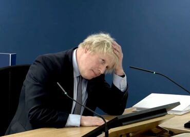 Boris Johnson pide perdón por la gestión del Covid-19: 'Entiendo el dolor y las pérdidas"