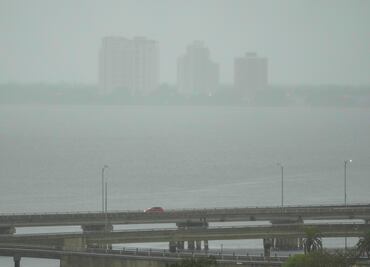 Huracán Milton. "Aquellos que no hayan podido evacuar, busquen lugares seguros de inmediato", piden autoridades de EU