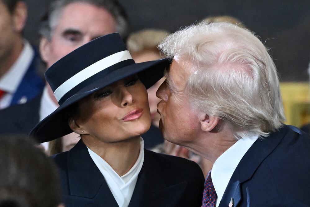 Donald Trump conmemora dos décadas de matrimonio con Melania con mensajes y fotos. (Saul Loeb/Pool photo via AP)
