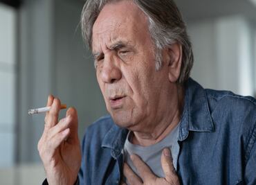 ¿Quieres dejar de fumar? El impresionante video de los pulmones de un fumador por 30 años